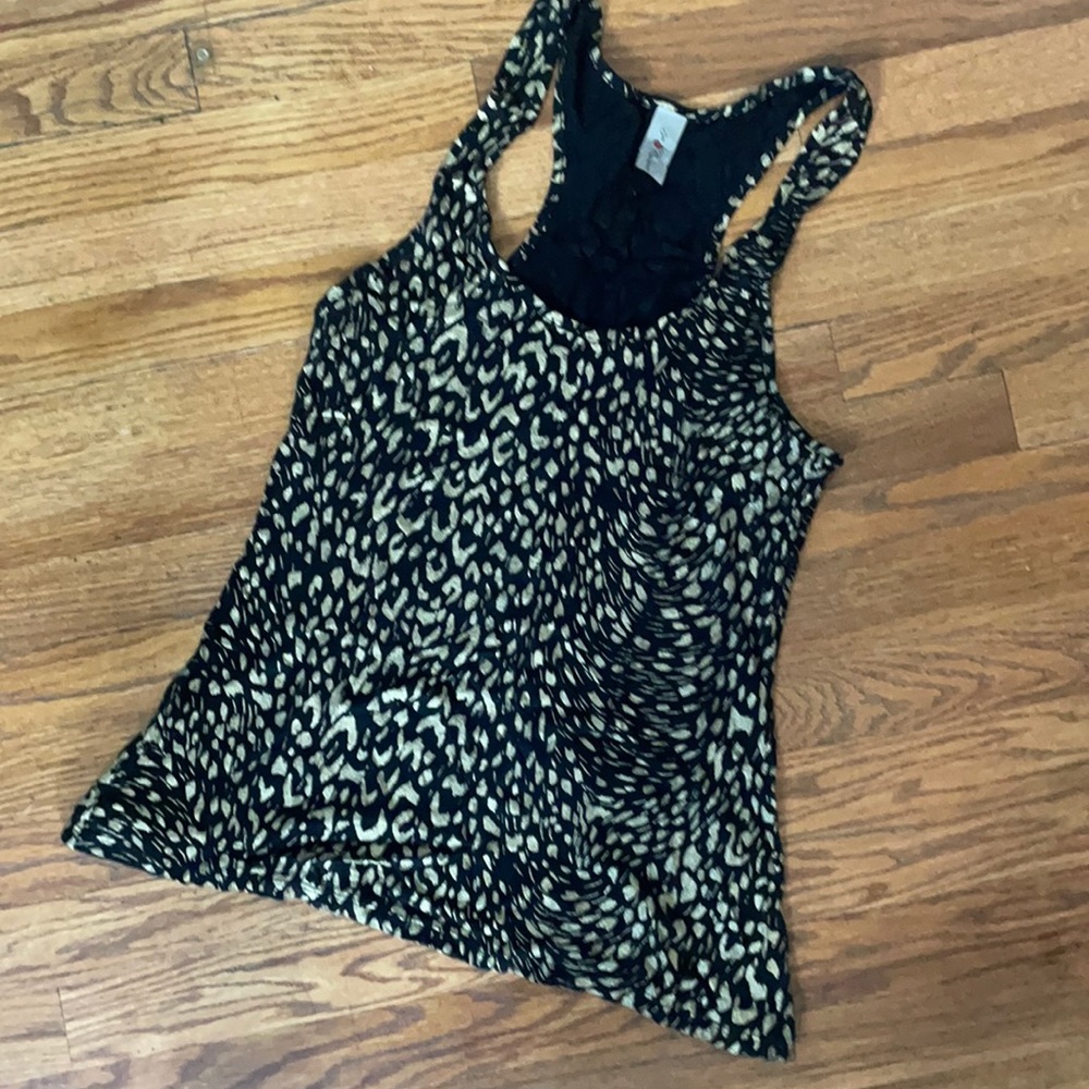 Leopard tank